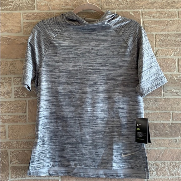 Nike Short Sleeve Running Hoodie - Picture 5 of 10